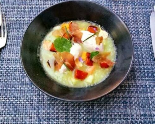 Crema fredda di cocomeri, spuma di prosciutto nostrano(ch) e anguria arrostita